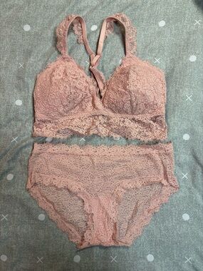 Aerie | Lace Bralette & Panty Set NWOT
